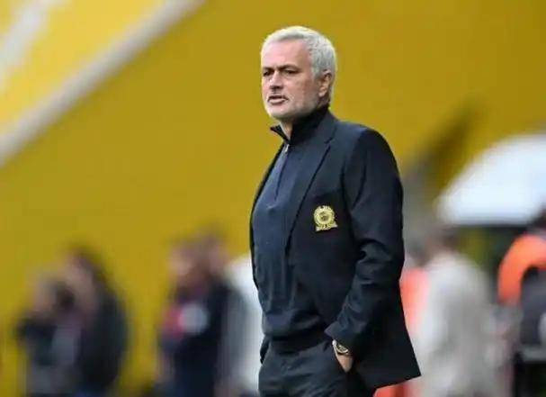 震惊！10亿身价遭血洗，穆帅20天后能再灭皇马吗？